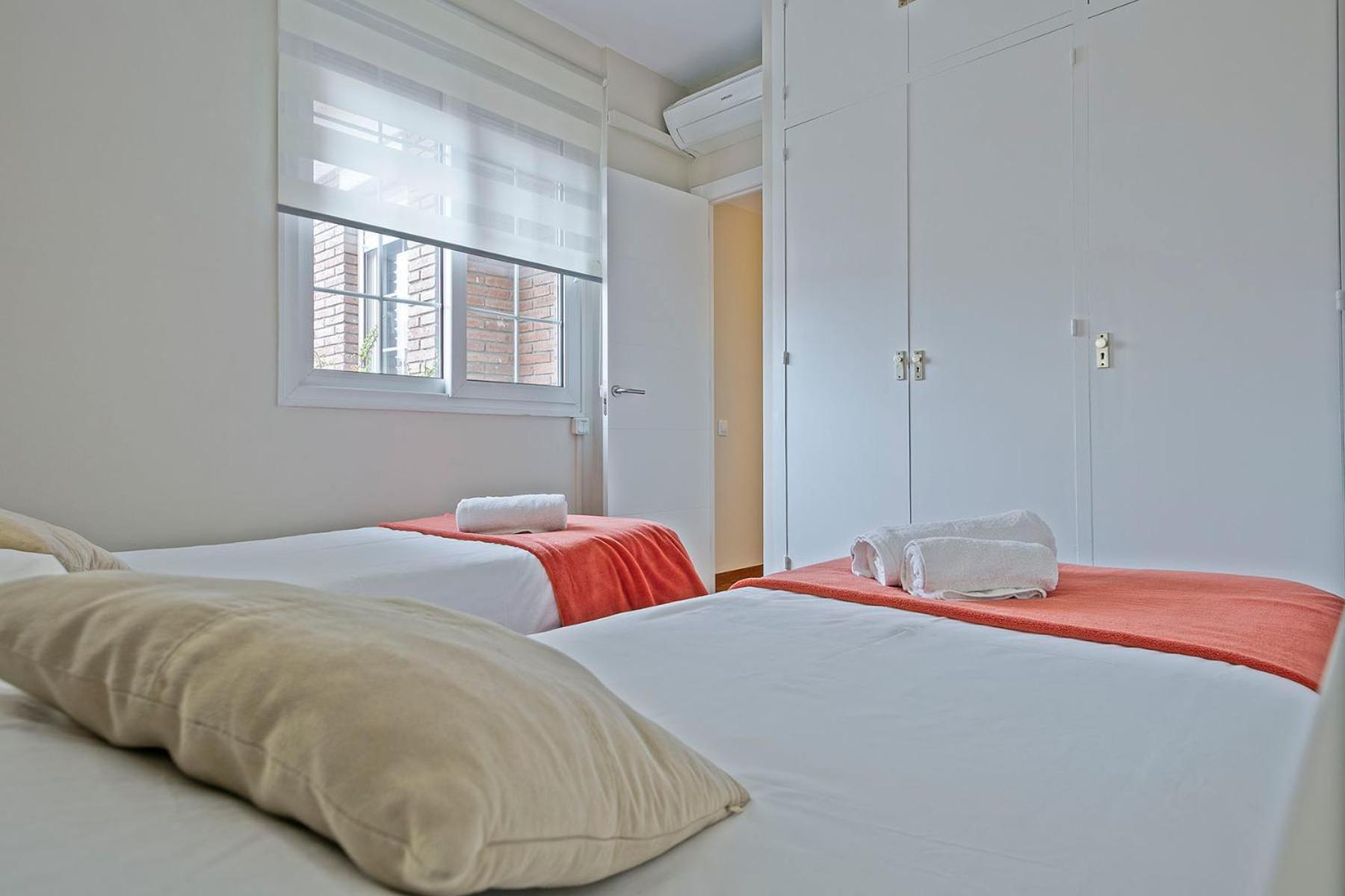 Apartamento Sarria Attic Barcelona Exterior foto